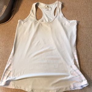 90 Degrees Tank Top